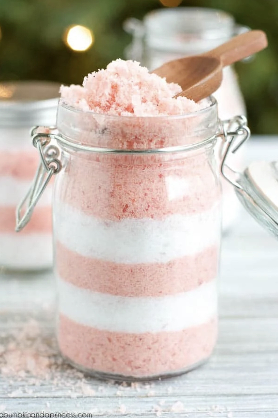 Affordable DIY Christmas gift idea for her: Peppermint Bath Salts 