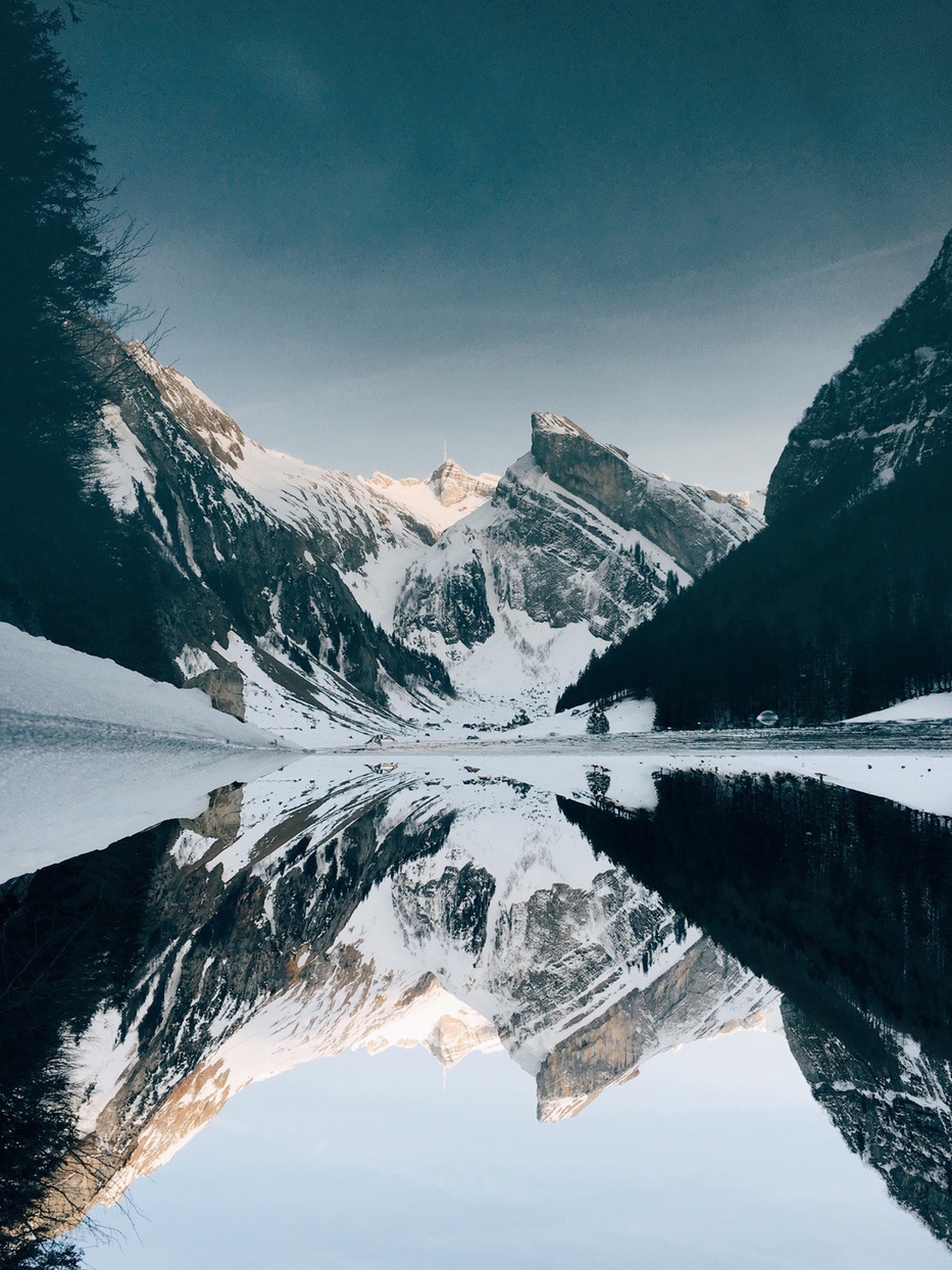 Winter mountain wallpaper iphone with snow and lake