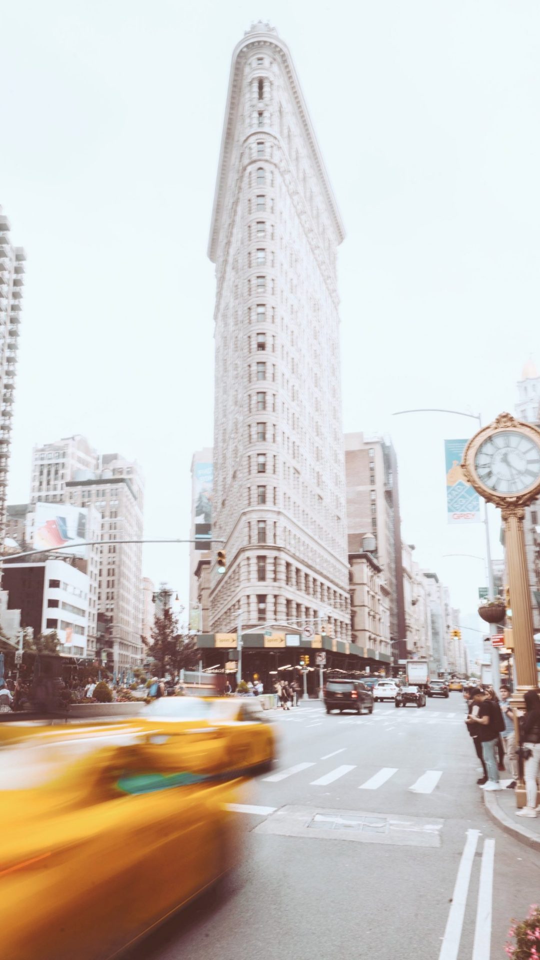 Aesthetic New York City wallpapers for iPhone with flat iron building