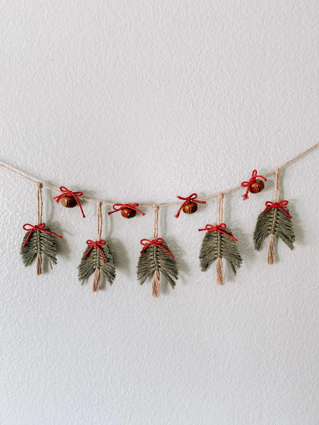 Macrame Christmas Tree Garland