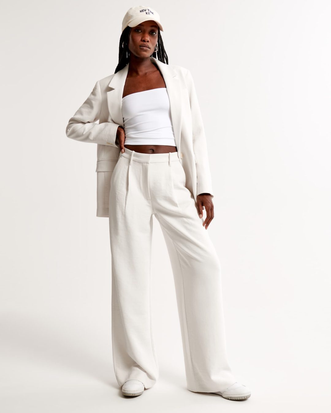 Abercrombie & Fitch Premium Crepe Tailored Ultra Wide-Leg Pants