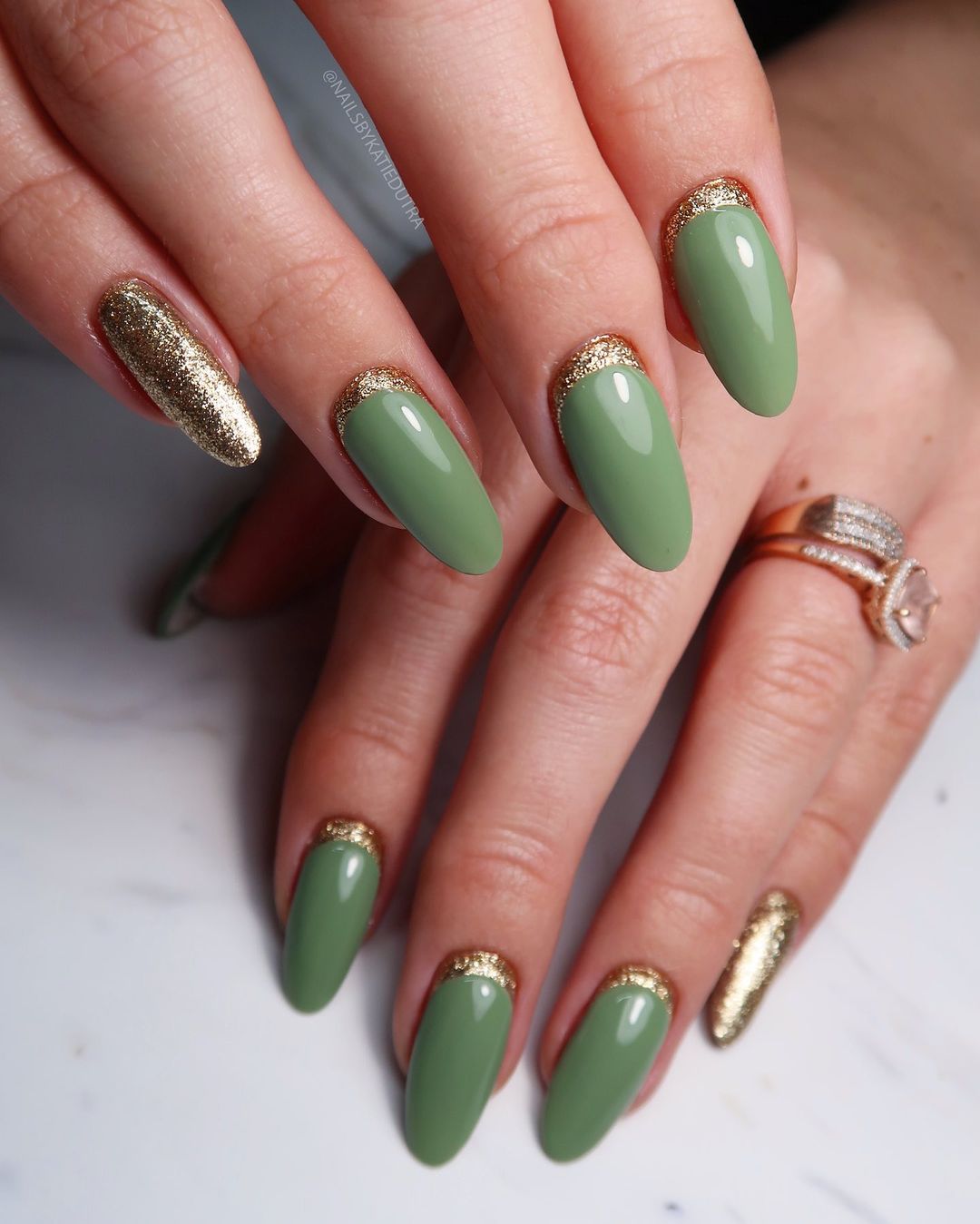 Cute olive green nails with gold glitter