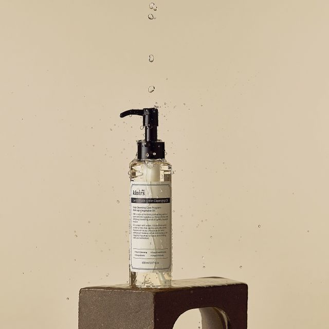 dear klairs gentle black cleansing oil