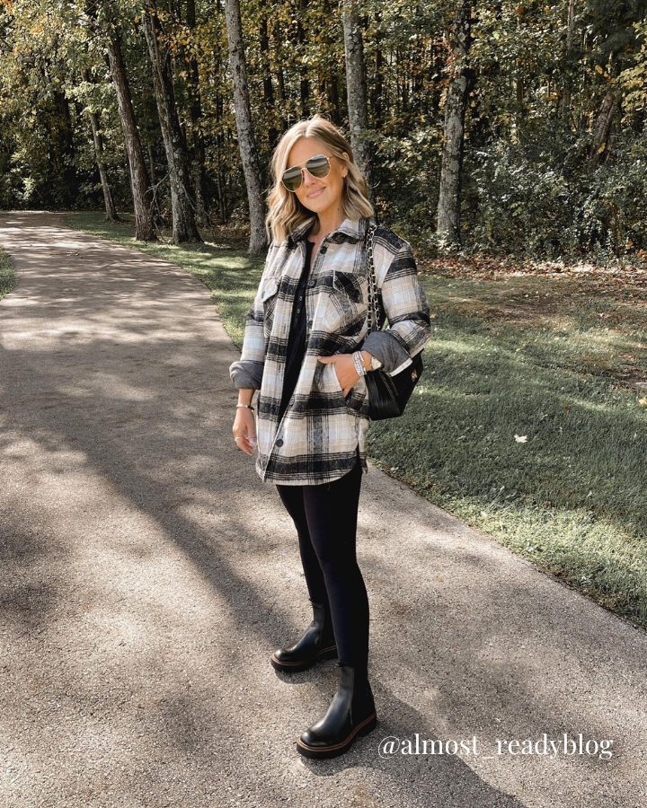 12 Outfits To Wear To A Bonfire & Other Outdoorsy Events