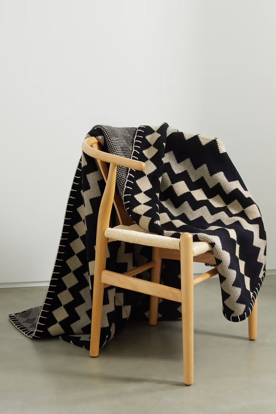 25 Most Expensive Blankets That Are Luxurious & Cozy | Chic Pursuit ...