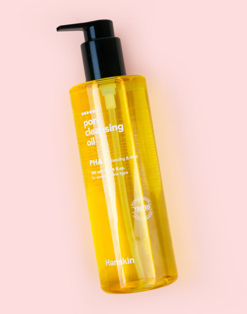 Best Korean cleansers for dry skin: Hanskin pore cleansing oil