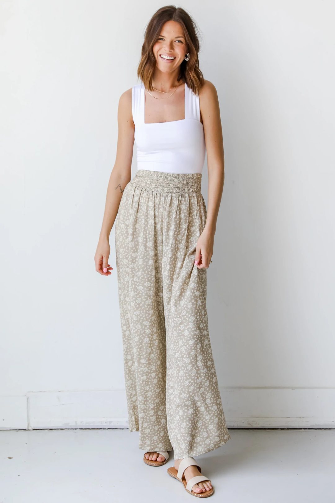 Wide leg pants with floral print