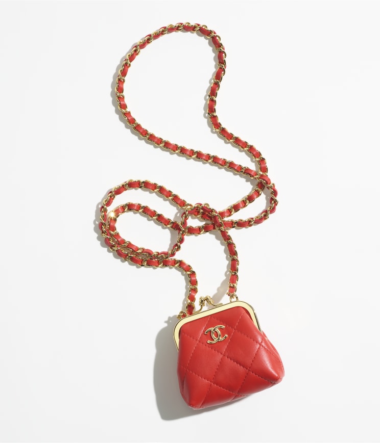 Red Chanel Coin-purse style clutch with chain