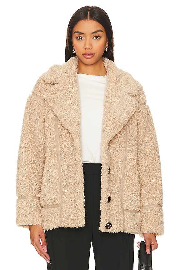 Beige Heartloom Ursula Sherpa Jacket 