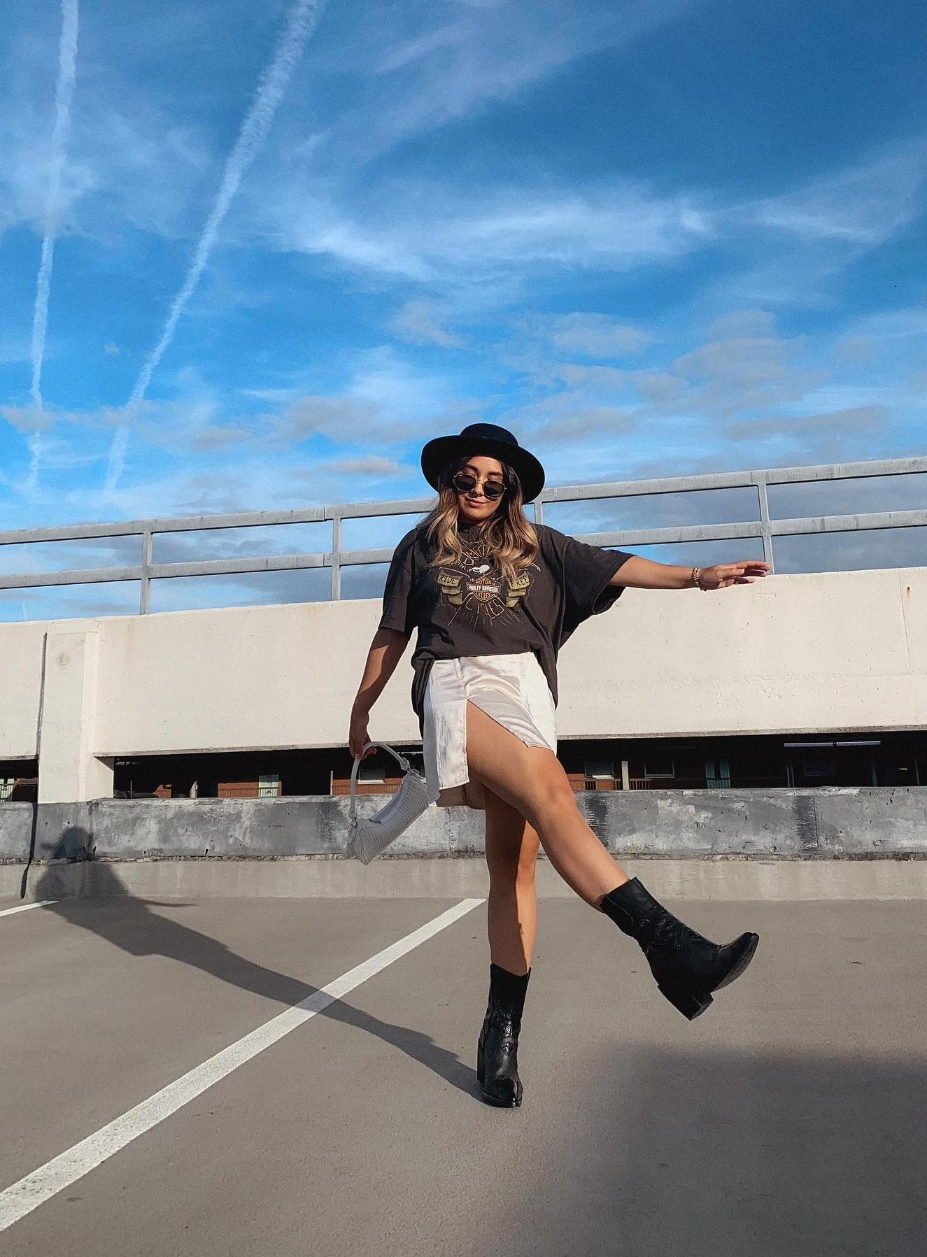 Cool country girl outfit with a graphic tee.