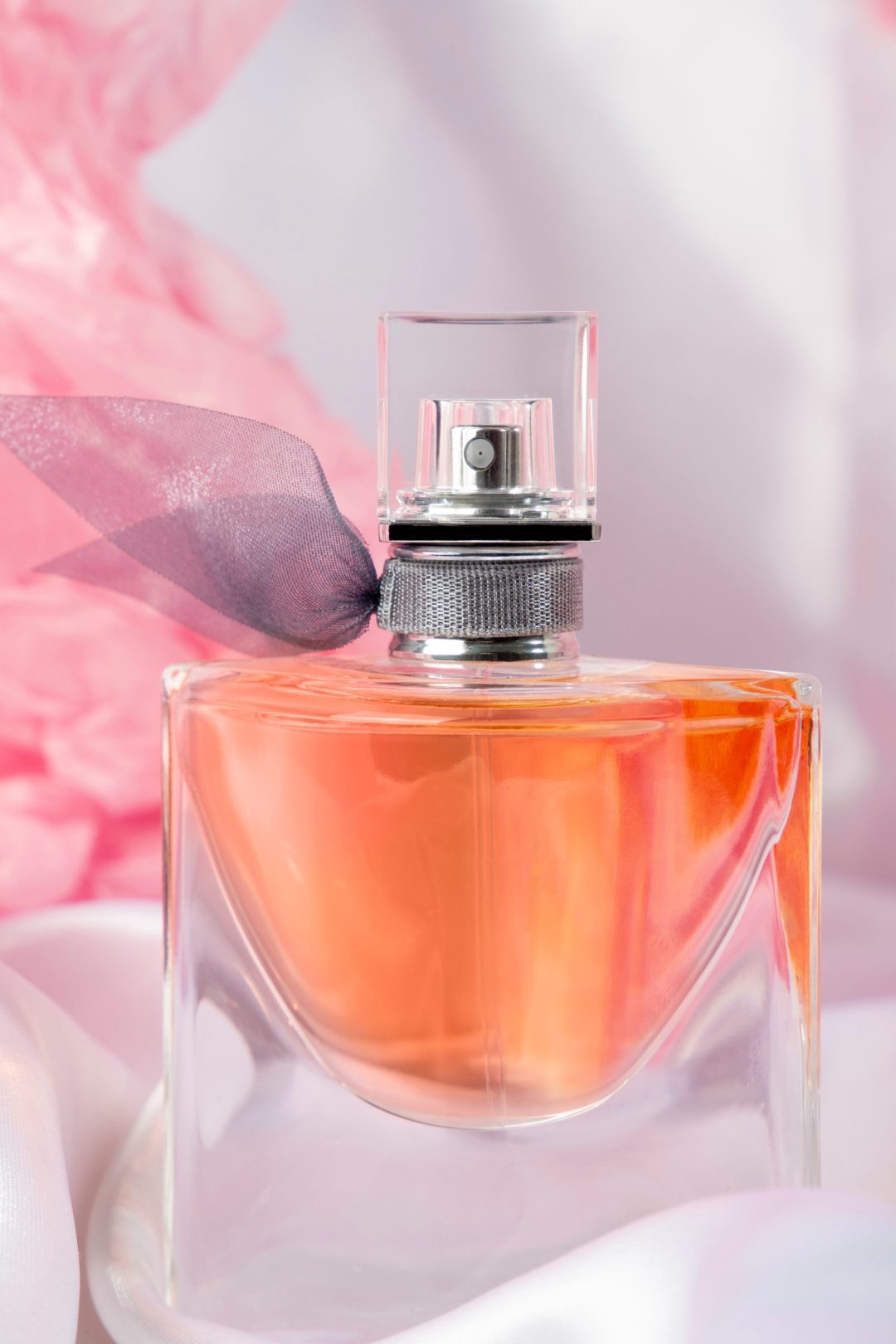 The 12 Best Lancôme Perfumes That Are Elegant & Feminine