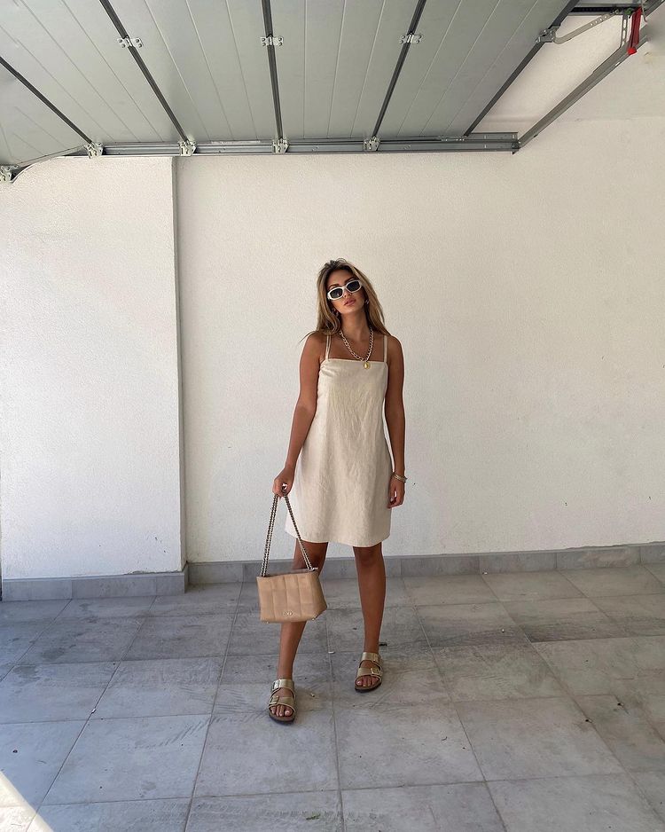 Beige linen dress outfit with gold Birkenstock Arizona sandals