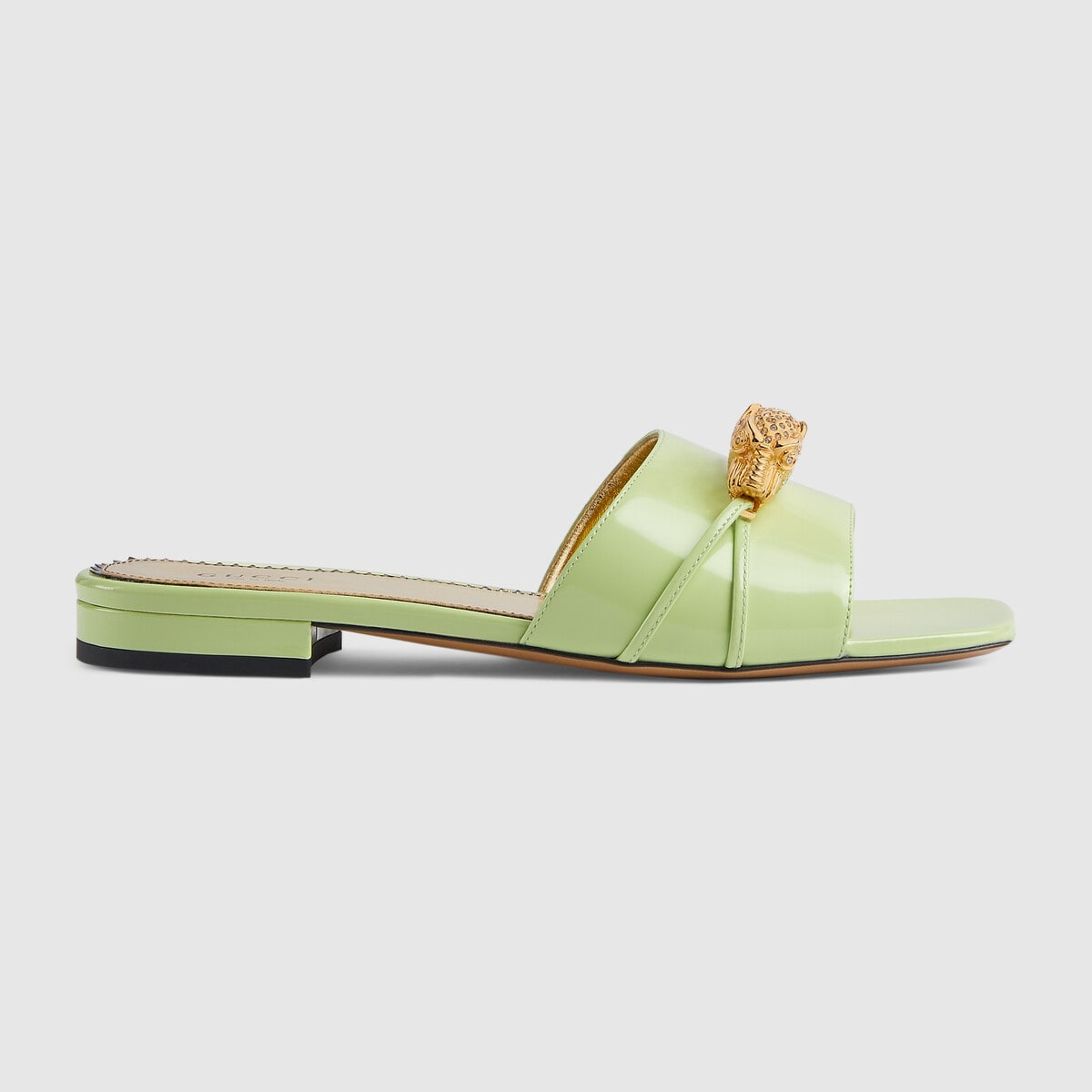 10 Best Shoe Colors To Wear With A Green Dress