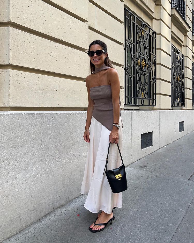 What To Wear With A White Skirt: 15 Outfit Ideas