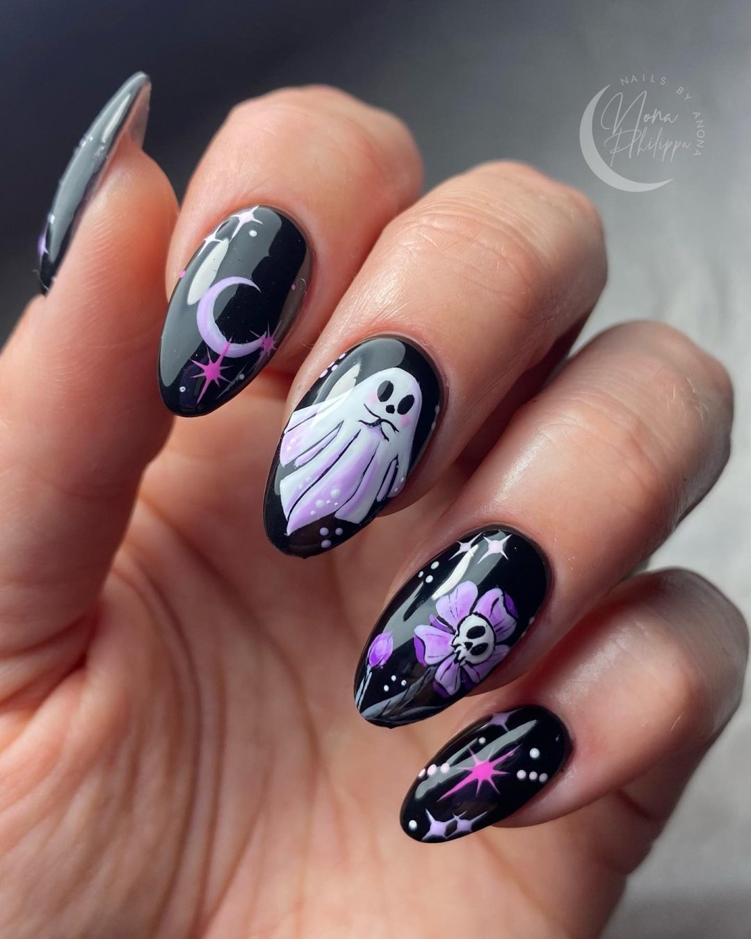 Cute black ghost nails for Halloween