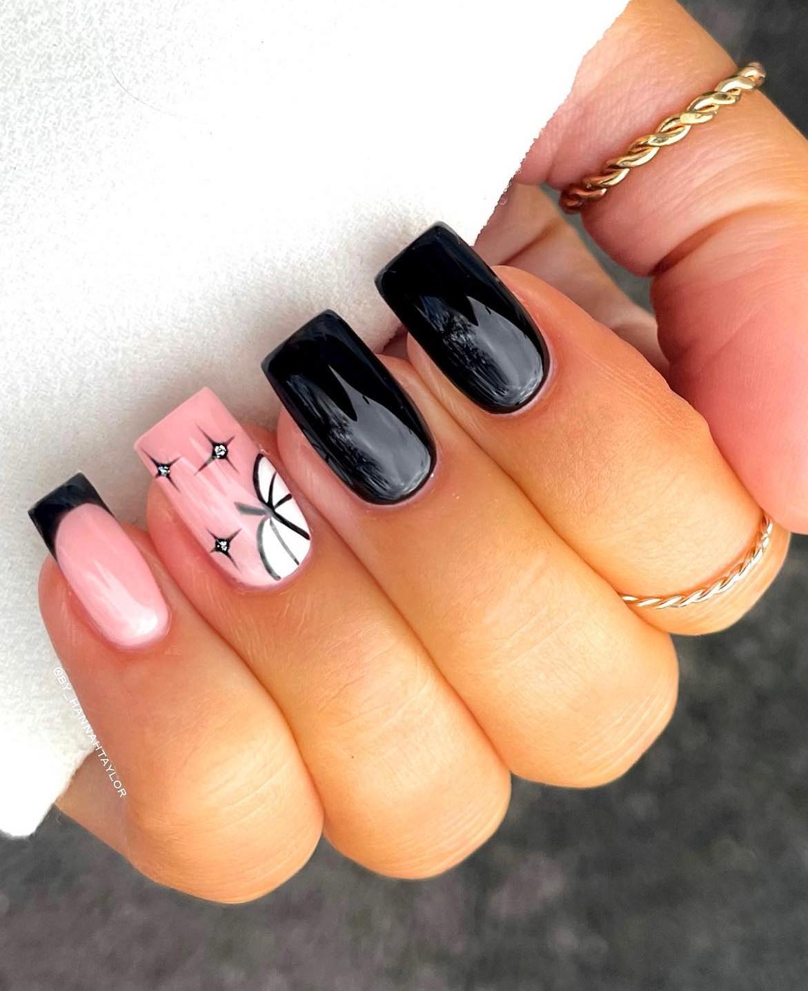 Black pumpkin nail design.