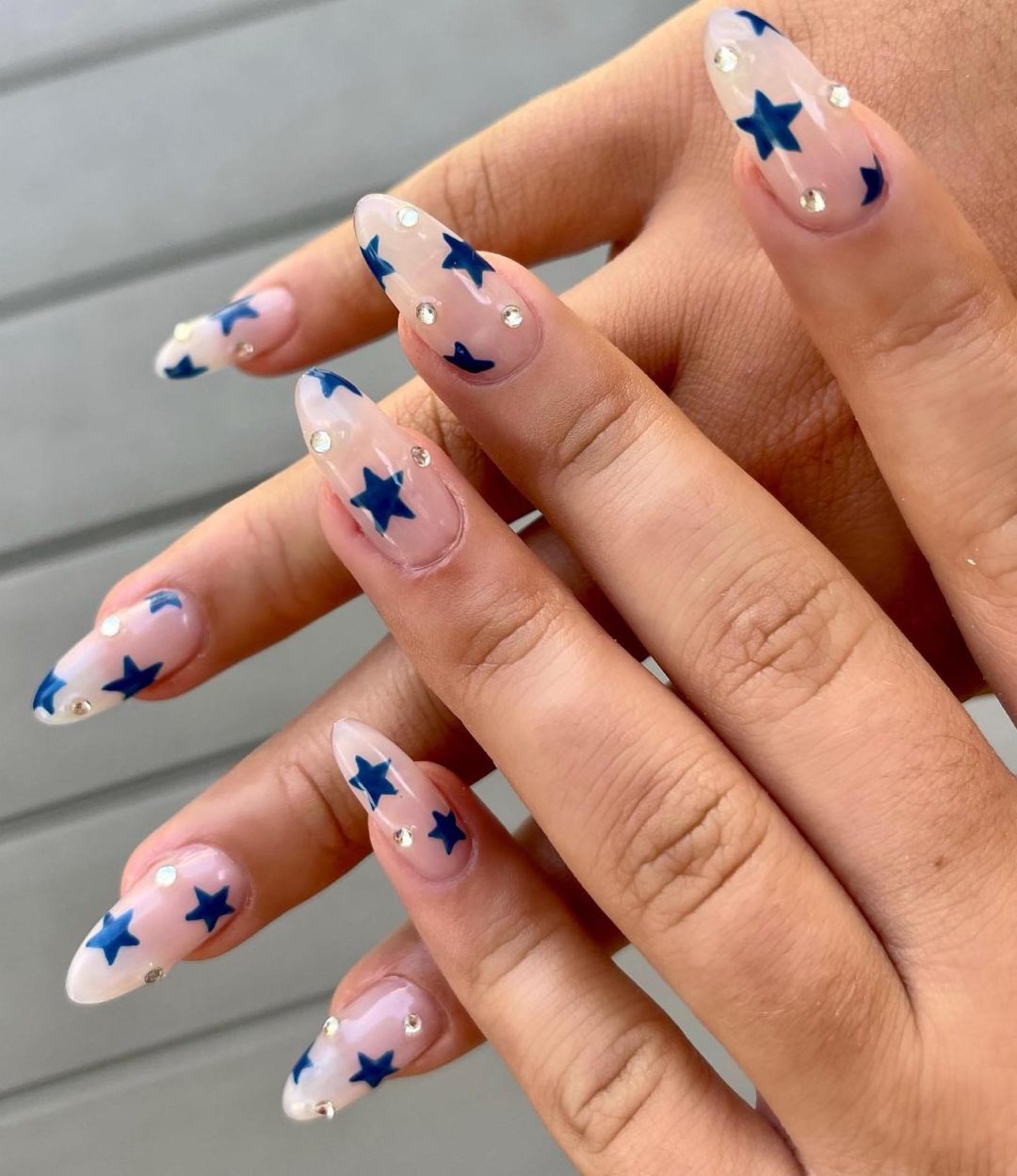 Blue star nails.