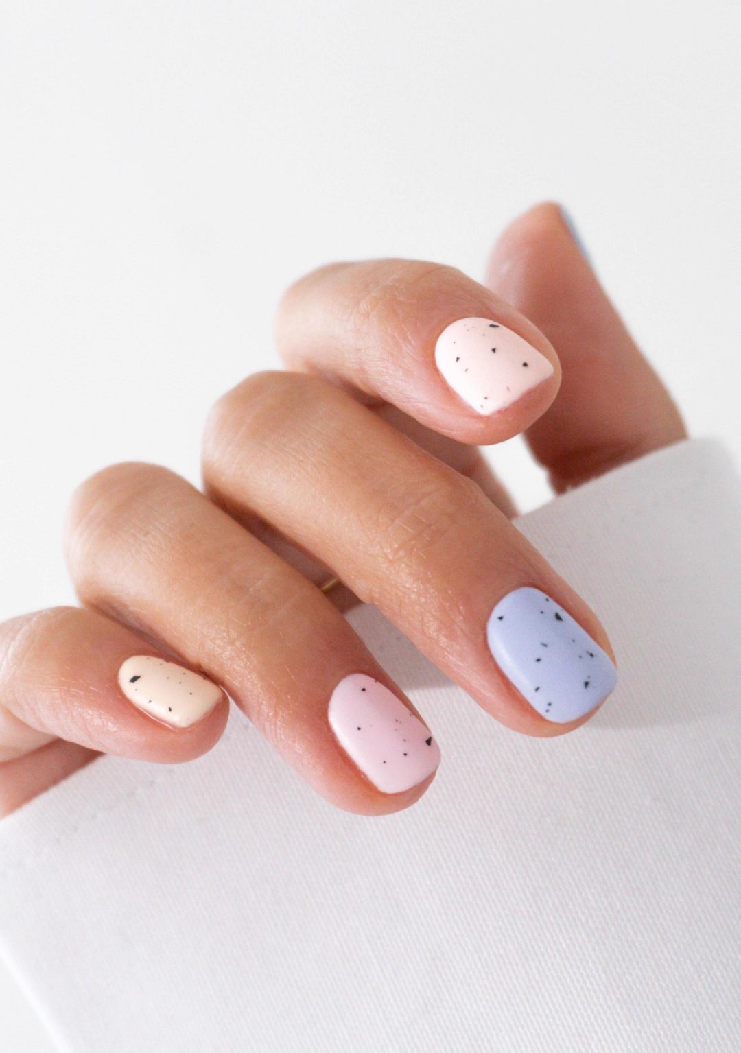 36 Cute Easter Nails You Need To Try This Spring