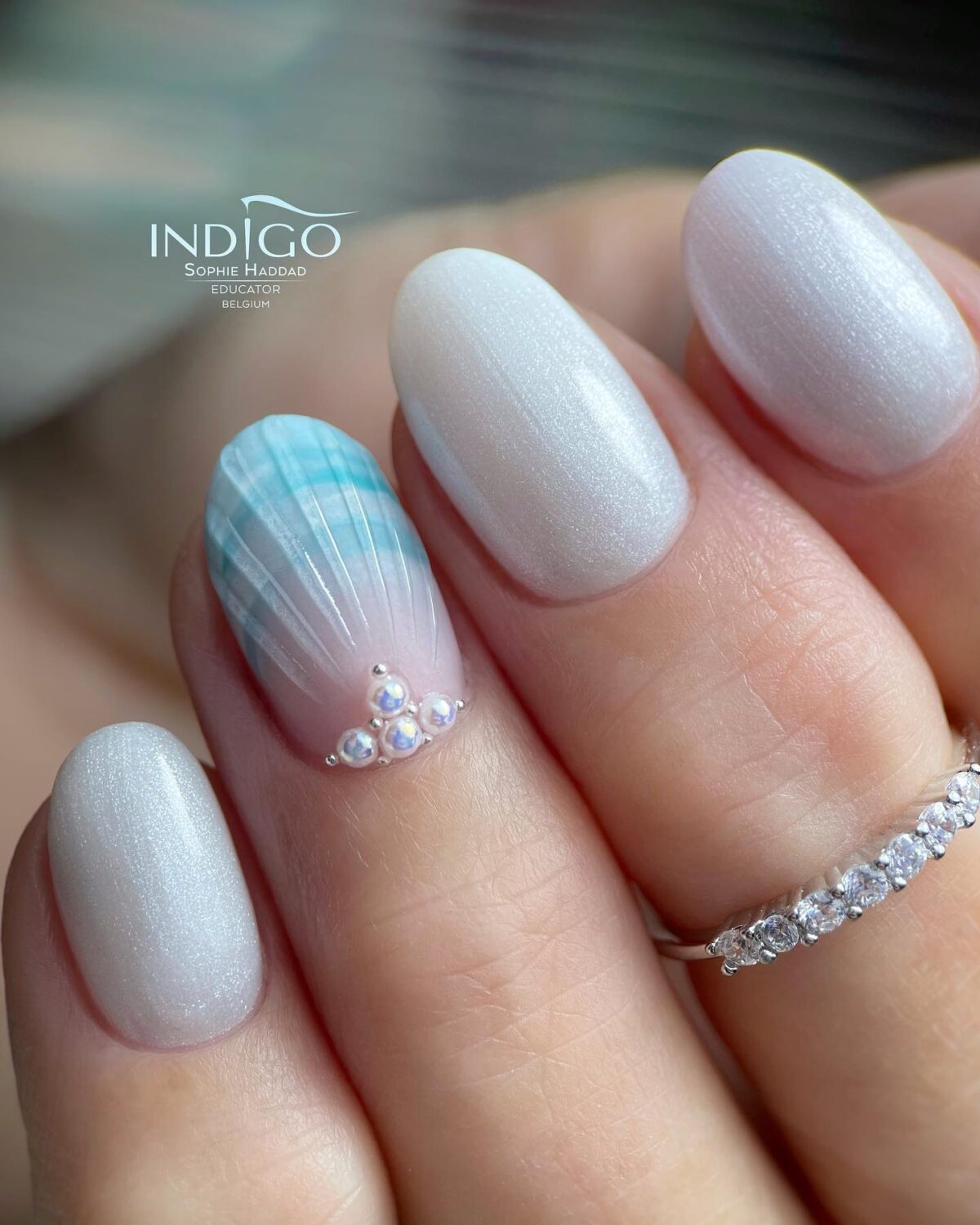 Short white beach nails.