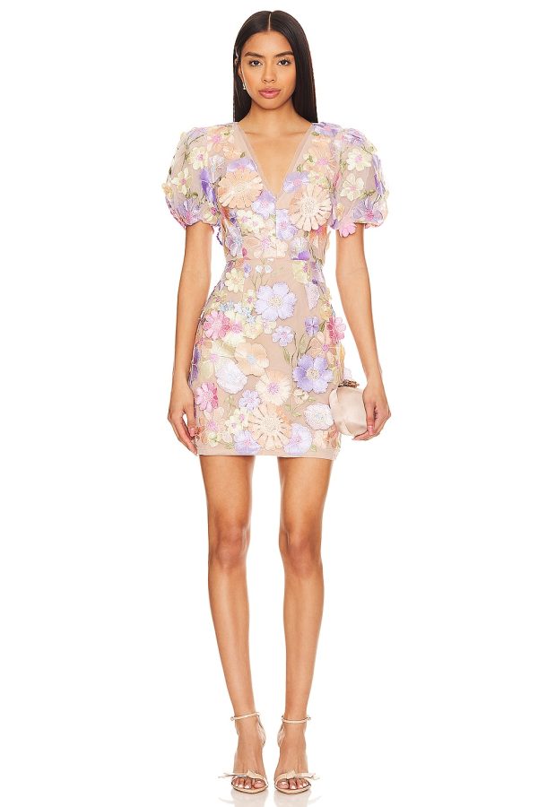 15 Best Brands For Wedding Guest Dresses & Outfits That Wow