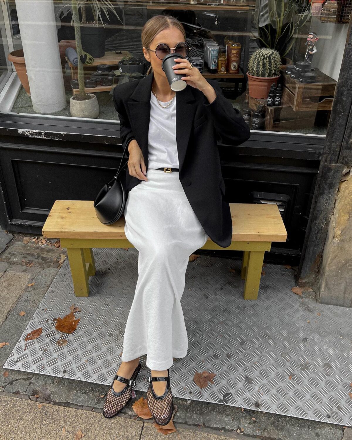 What To Wear To An Anniversary Party Top Tips To Look Your Best Chic 