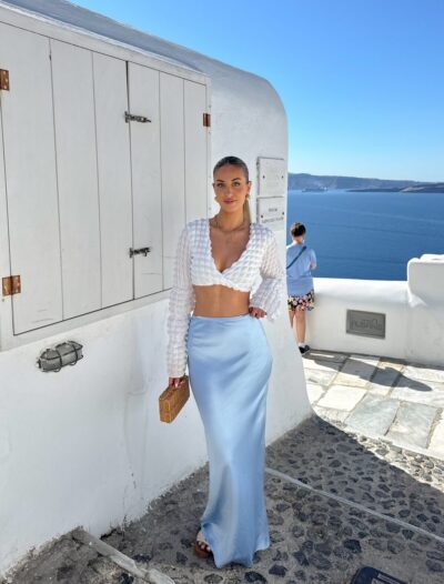8 Chic Outfits To Wear On Your Greek Vacation