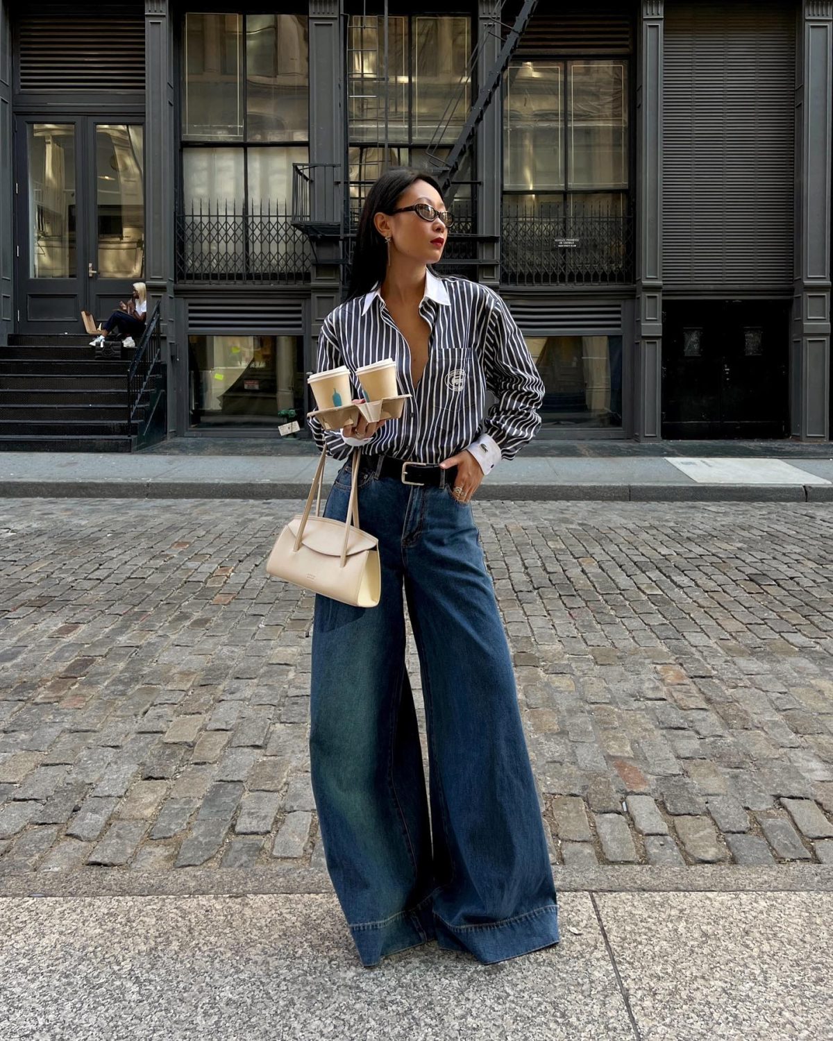 6 Easy, Chic Looks To Wear With High-Waisted Jeans